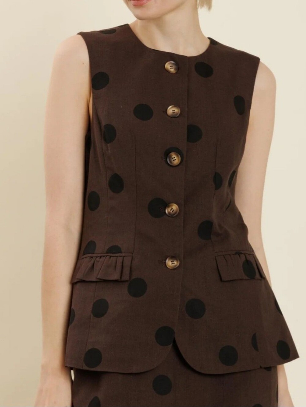 AUREUM Brown Sleeveless Polka Dot Button-Front Vest